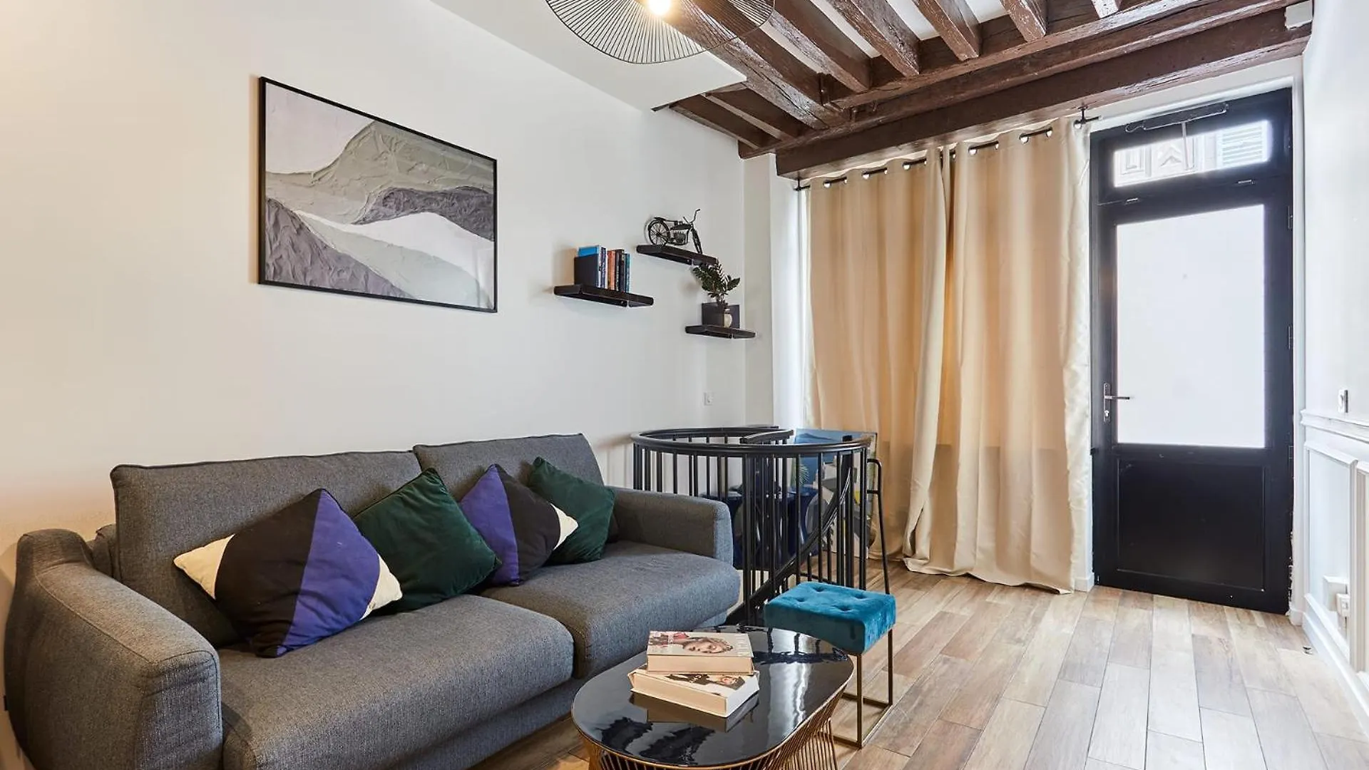 Duplex In The Center Of Paris Apartment France