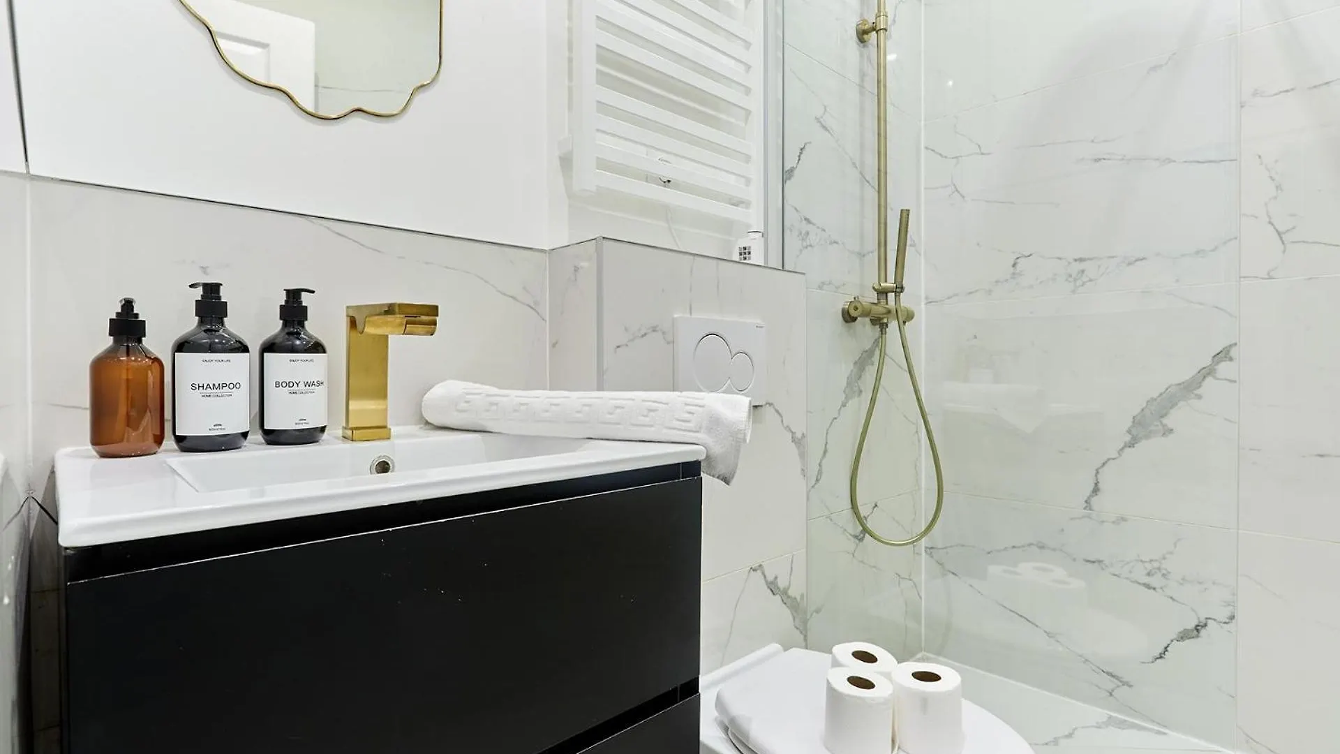 Duplex In The Center Of Paris Apartamento França