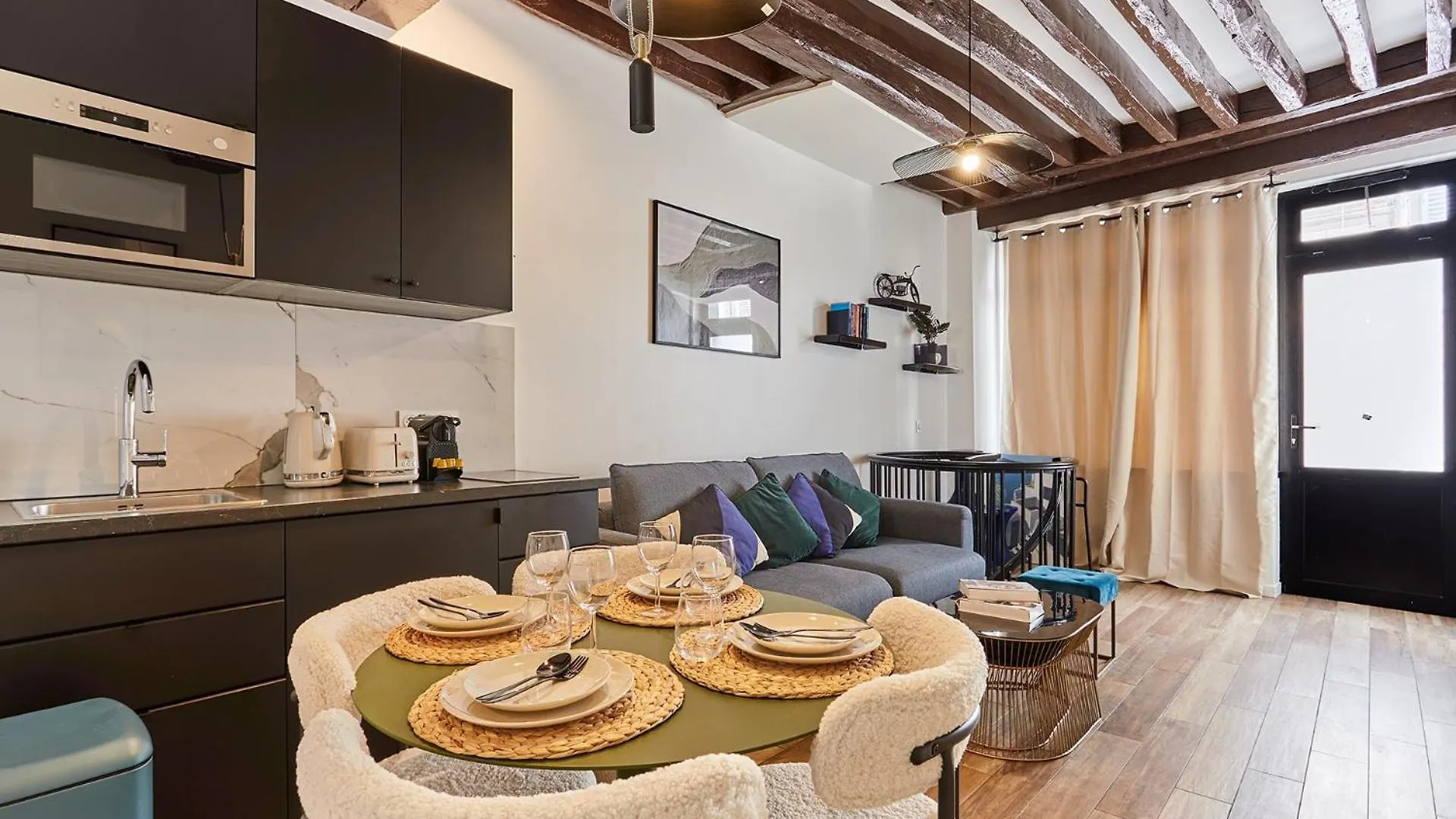 Ferienwohnung Duplex In The Center Of Paris